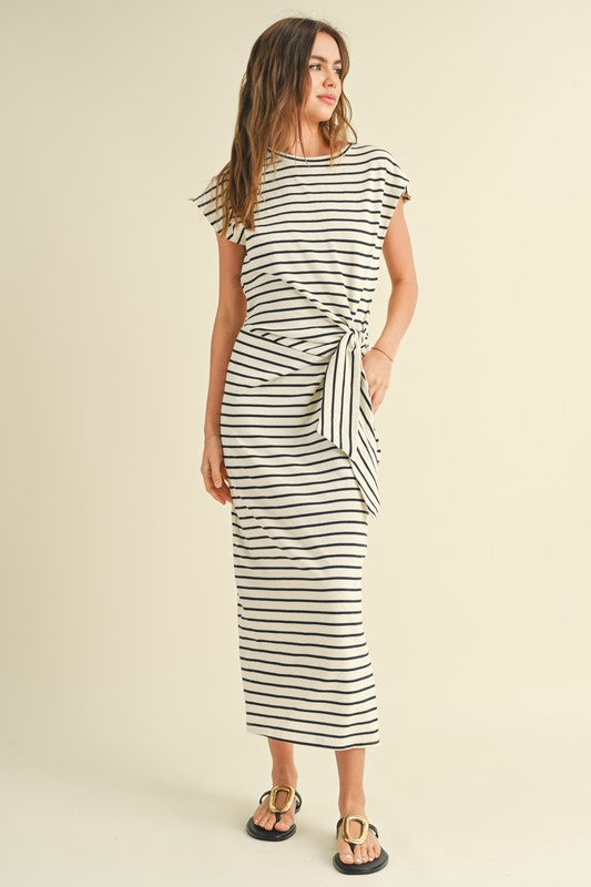  Short Sleeve Knot Stripe Print Midi Dress White