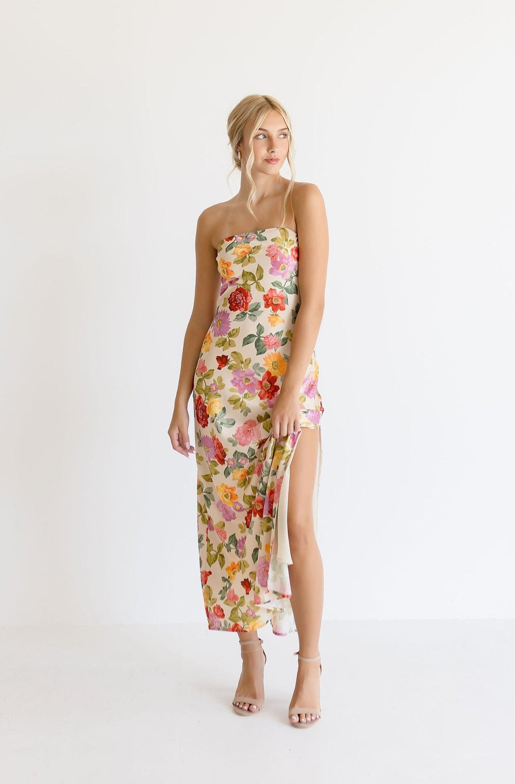 Sleeveless Floral Print Maxi Dress Cream