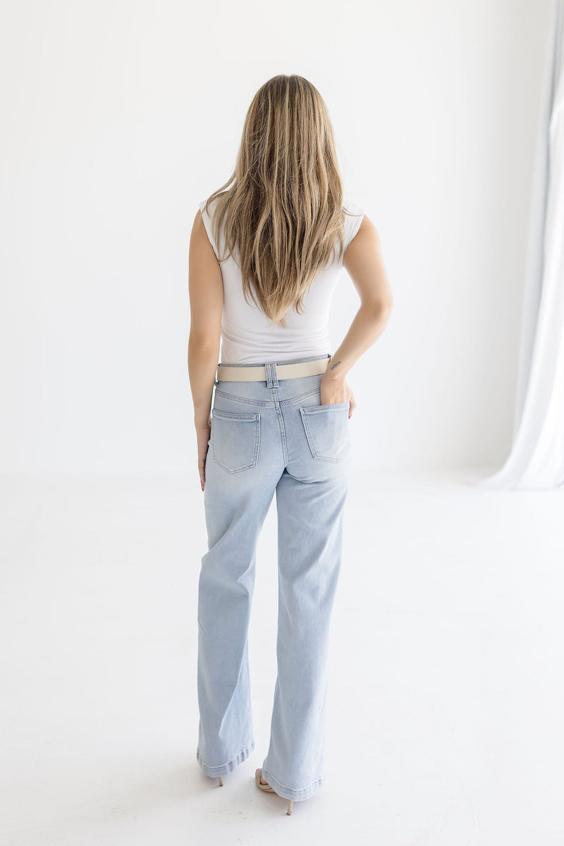 High Rise Wide Leg Jeans Light Wash