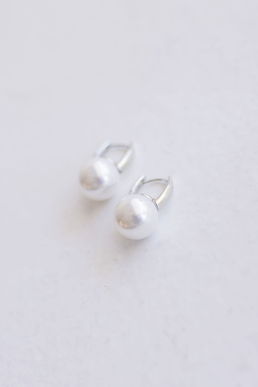 Oversized Pearl Drop Earrings Silver
