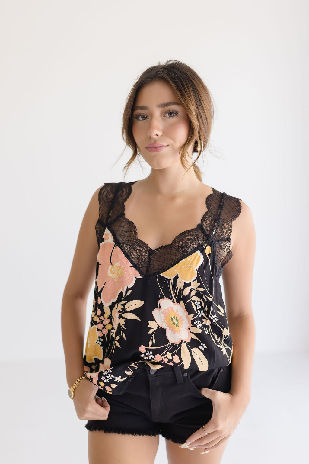 Sleeveless Lace Trim Floral Print Top Black