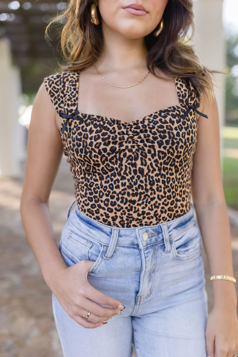 Sleeveless Ribbon Trim Leopard Print Bodysuit Brown