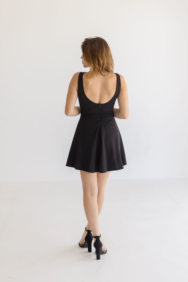 Sleeveless Boat Neck Mini Dress Black