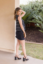 Sleeveless Bow Tie Stripe Print Vest Black